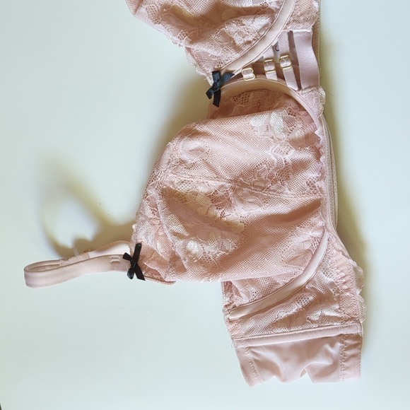 Cacique Unlined Curvy Balconette Size 50C Light Pink Blush Mesh Lace Romance - Picture 3 of 14